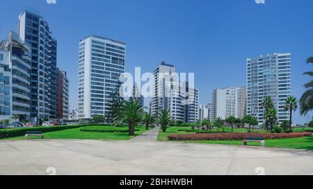 Hochhäuser im Stadtteil Miraflores in Lima Peru Stockfoto