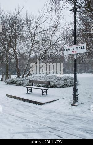 Snow Landscape Lower Mall Hammersmith Riverside Furnivall Gardens Rutland Grove, Hammersmith, London W6 Public Space Landscape Park Stockfoto