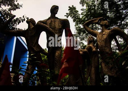 ABVP, die eine studentische Einheit von RSS versucht, Jadavpur Universität heute zu vandalisieren. Stockfoto