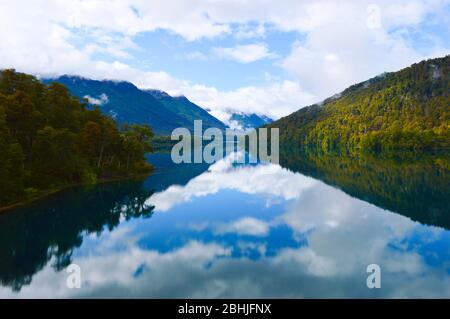 Reflexionen von Patagonien Stockfoto