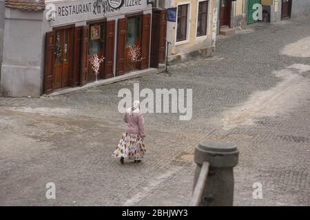 Sibiu, Rumänien. Zigeunerin in der Altstadt. Stockfoto