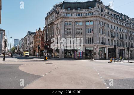 Leere Straßen durch Sperrung des Coronavirus, Oxford Circus, London Stockfoto