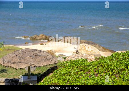 Schöne Aussicht auf den Strand von Mui Ne in Vietnam. Stockfoto