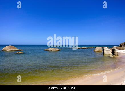 Schöne Aussicht auf den Strand von Mui Ne in Vietnam. Stockfoto