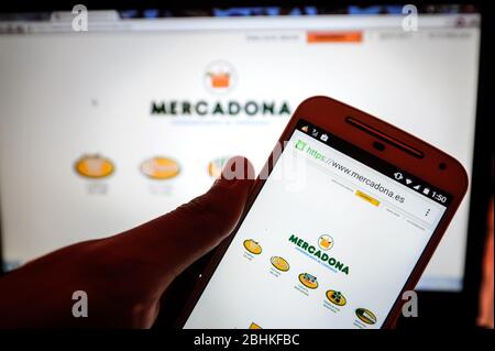 Die Website des Supermarktes Mercadona-la página Web de supermercado Mercadona Stockfoto