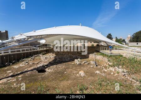 Schutzhülle über den Tempeln in Tarxien, Malta Stockfoto