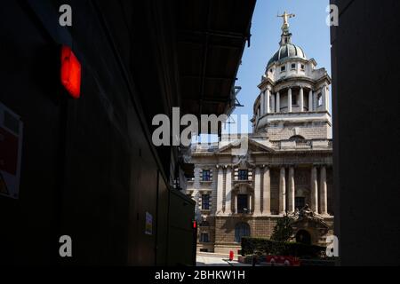 Old Bailey, GV General View, im Sommer gesehen Sonnenlicht, London, England, Großbritannien Stockfoto