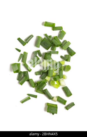 Zwiebelzwiebeln, gesunde Bio-, rote Zwiebel, Holzbrett, Stock Foto, gehackte frische grüne, Ton Schüssel, flach legen, Schnittlauch, fein gehackt, Ton Schüssel Stockfoto