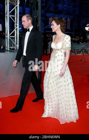 Catherine, Herzogin von Cambridge und Prince William, Herzog von Cambridge, nehmen am 2. Februar 2020 an der BAFTA in der Royal Albert Hall in London, Großbritannien, Teil. Stockfoto