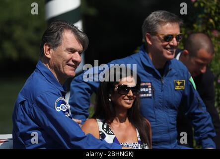 VENEDIG, ITALIEN - SEPTEMBER 06: Die Astronauten Roberto Vittori und Paolo Nespoli werden während des 75. Filmfestivals in Venedig am 6. September 2018 gesehen Stockfoto