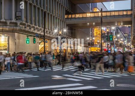 Tokio, Japan: Schrein St / Koen Dori Stockfoto