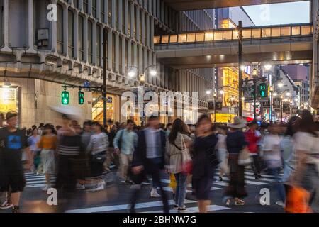 Tokio, Japan: Schrein St / Koen Dori Stockfoto