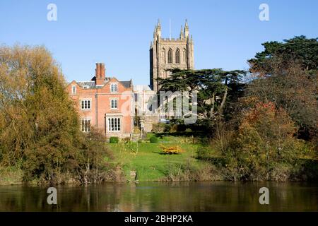 River Wye and Cathedral, Hereford, Herefordshire. Stockfoto