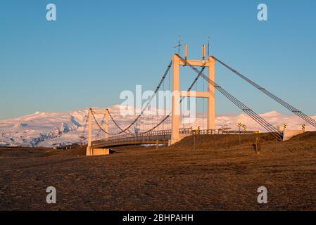 Die Hängebrücke in der Ringstraße R1 bei Jökulsárlón in Island Stockfoto