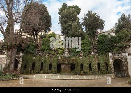 Brunnen in der schönen Villa D Este in Tivoli, einer Stadt in der Nähe von Rom, Italien. Stockfoto