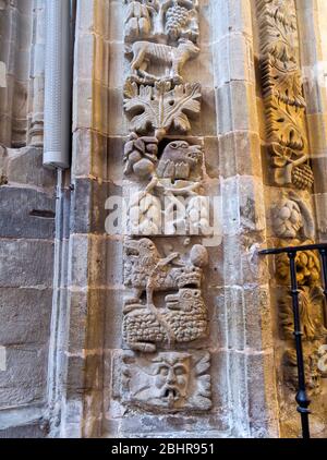 Entlastet en piedra. Catedral de Santa María. Astorga. León. Castilla León. España. Stockfoto