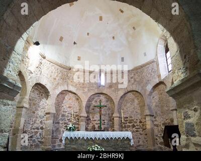 Iglesia mozárabe de Santo Tomás de las Ollas junto a Ponferrada. León. Castilla León. España. Stockfoto