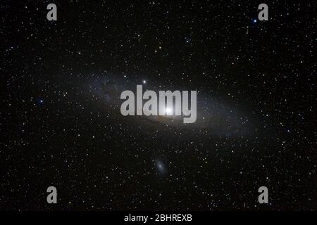 Andromeda Galaxy Messier 31 und Messier 32 aus Rumänien Stockfoto