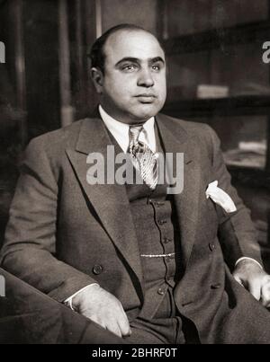 Alphonse Gabriel 'Al' Capone, 1899 – 1947, alias Scarface. Amerikanischer Gangster und Geschäftsmann. Aus einem Polizeifoto, das um 1931 aufgenommen wurde. Stockfoto