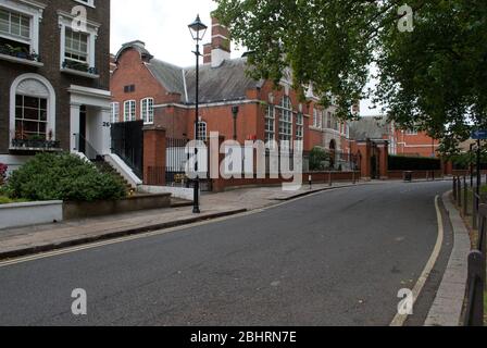 Red Brick Portland Stone Victorian Architecture St. Pauls Girls School, Brook Green, Hammersmith, London W6 7BS von Gerald Horsley Stockfoto