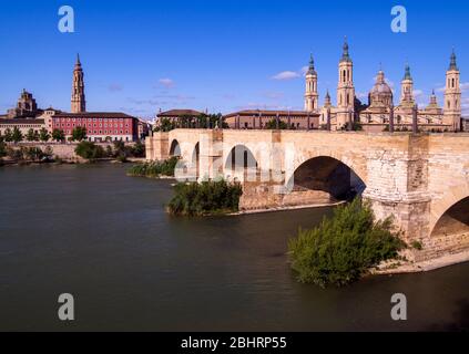 Catedral del Salvador y Basílica de Nuestra Señora del Pilar. Zaragoza. Aragón. España Stockfoto