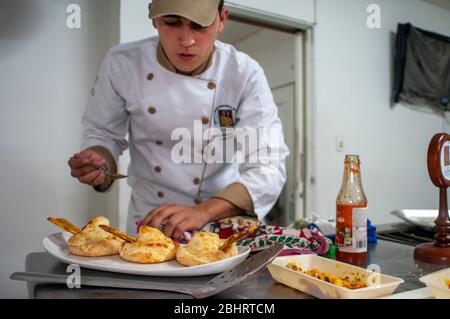 Studenten im EGO Escuela Gastronomica de Occidente Western Gastronomieschule in Cali im Cauca-Tal, Kolumbien, Südamerika. Das Gastrono Stockfoto