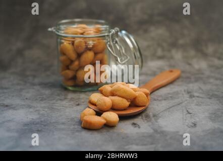 Indonesische Cookies, Biji Ketapang, Idul Fitri Cookies Stockfoto