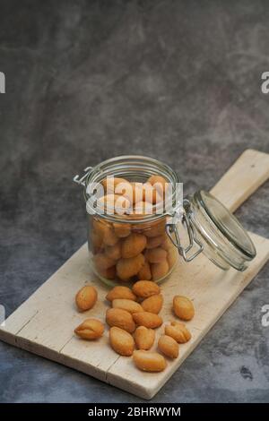 Indonesische Cookies, Biji Ketapang, Idul Fitri Cookies Stockfoto