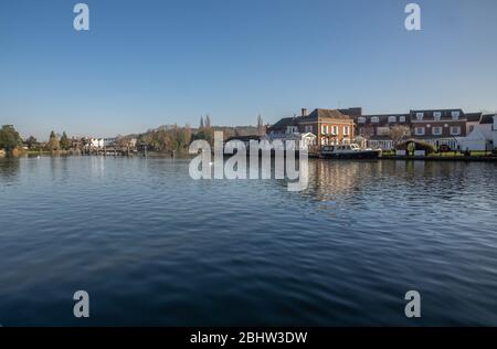 Marlow und Bourne enden entlang der Themse - Großbritannien Stockfoto