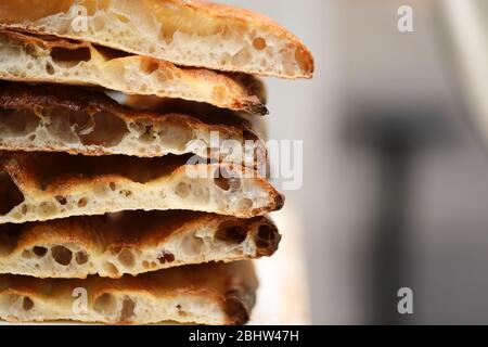 Knusprige Focaccia Pizza zum Verkauf in Rom Italien Stockfoto