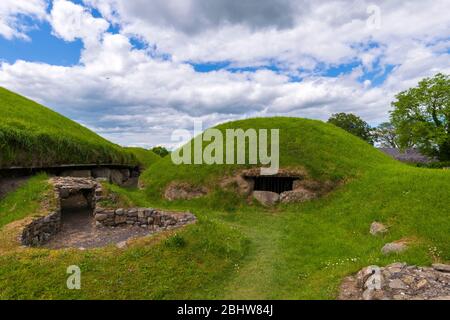 Knowth Neolithische Passage Mound Tombs im Boyne Valley, Irland Stockfoto