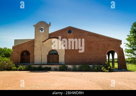 MONTEVIDEO, URUGUAY - 24. Dezember 2016: Berühmte Bodega Bouza, Weingut der feinen Weine aus uruguay. Stockfoto