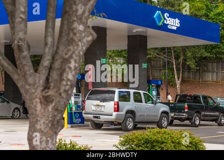 Sam's Club Tankstelle in Snellville (Metro Atlanta), Georgia. (USA) Stockfoto