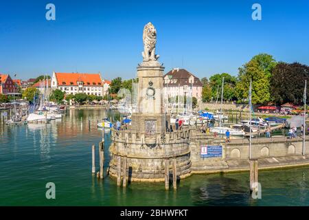 Lindauer Loewe, Bayerischer Löwe im Hafen, Hafeneingangsinsel Lindau, Bodensee, Lindau am Bodensee, Schwaben, Bayern, Deutschland Stockfoto