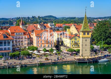 Seepromenade, Hafenplatz, Alter Leuchtturm, Mangturm oder Mangenturm am Hafen, Bodensee, Lindau Insel, Lindau am Bodensee Stockfoto