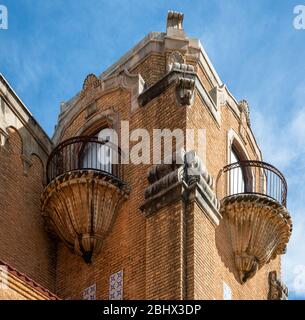 Balkon auf dem Sweetwater Municipal Auditorium erbaut 1926 in spanischer Kolonialzeit Stockfoto