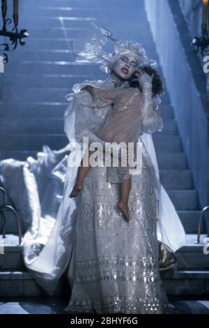Dracula Jahr: 1992 USA Regie: Francis Ford Coppola Sadie Frost Stockfoto