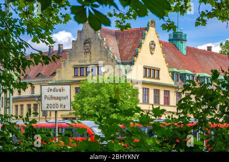 Lindau im Bodensee, Bayern, Deutschland, Europa: Südwestliche Ecke des Hauptbahnhofs. Stockfoto