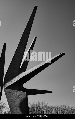 Denkmal für die gefallenen Soldaten der Partisanenabordnung Kosmaj in der Nähe von Belgrad, Serbien Stockfoto