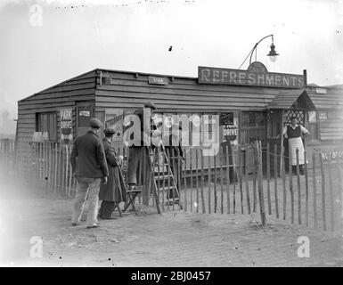 Das Café ist eingezäunt in Eltham, Kent. - 30. Oktober 1934 Stockfoto