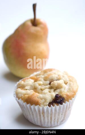 Kleine Johannisbeer Muffin mit geriebenem Apfel - Stockfoto