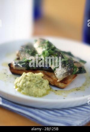 Sardinen auf Toast - Stockfoto