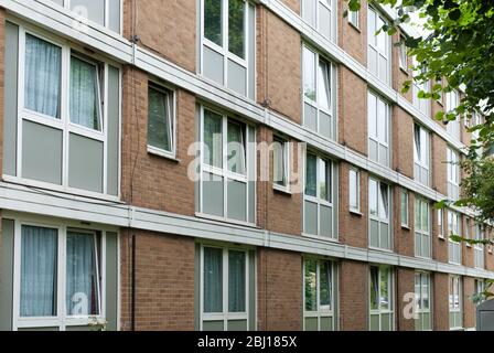 1960er Architektur Gehäuse Evenwood Close, Carlton Drive, London SW15 von Wandsworth Borough Architects Department L. Phillips Stockfoto