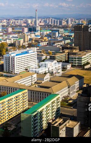 Pjöngjang / DPR Korea - 12. November 2015: Stadtansicht von Pjöngjang, der Hauptstadt Nordkoreas Stockfoto