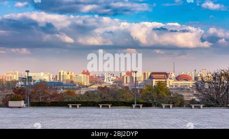 Pjöngjang / DPR Korea - 12. November 2015: Stadtansicht von Pjöngjang, der Hauptstadt Nordkoreas Stockfoto