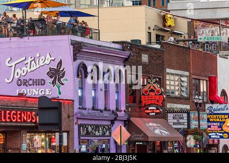 Country Music Bars am Broadway in Nashville in Tennessee. Stockfoto