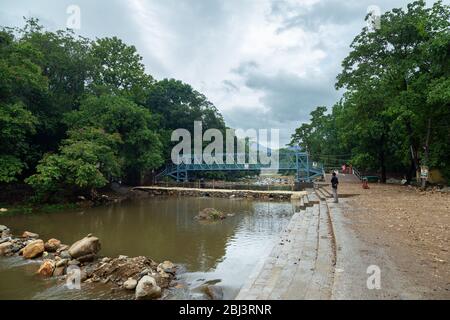 Bavali River, auf dem Weg zum Kottoyoor Tempel Stockfoto