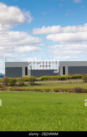 Das Amazon.com Lagerhaus in der Nähe von Dunfermline, Fife, Schottland Stockfoto