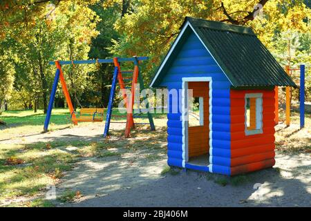 Kinderspielplatz im Park Stockfoto