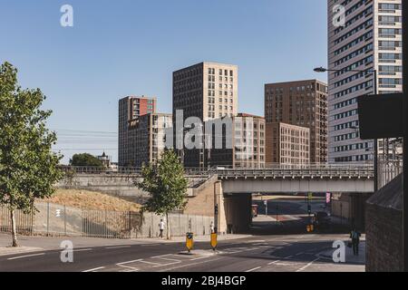 London/UK-26/07/18: Mehrfamilienhäuser entlang der Wohnstrecke York Way in King's Cross Central, gemischt genutzt Entwicklung im Nordosten von Stockfoto